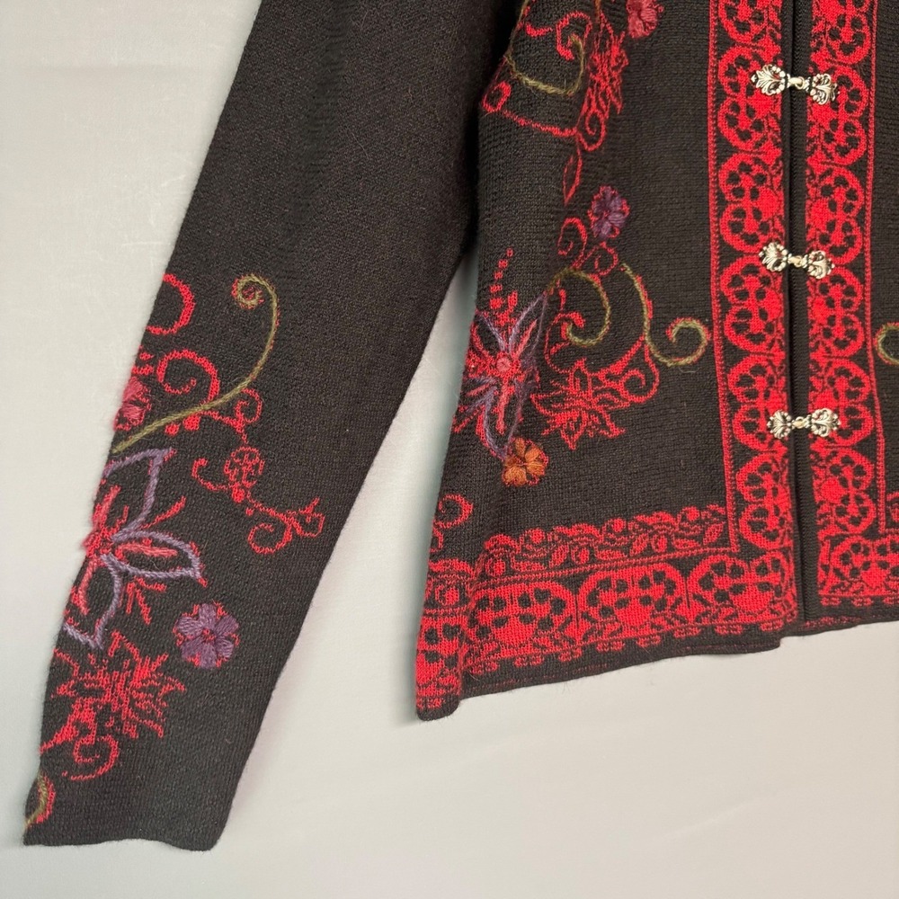 NorthStyle Alpaca Blend Cardigan Sweater Black Red Floral Embroidered Clasp M - Picture 4 of 8